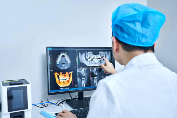 Best Holiday Emergency Dentist in Clanton, AL